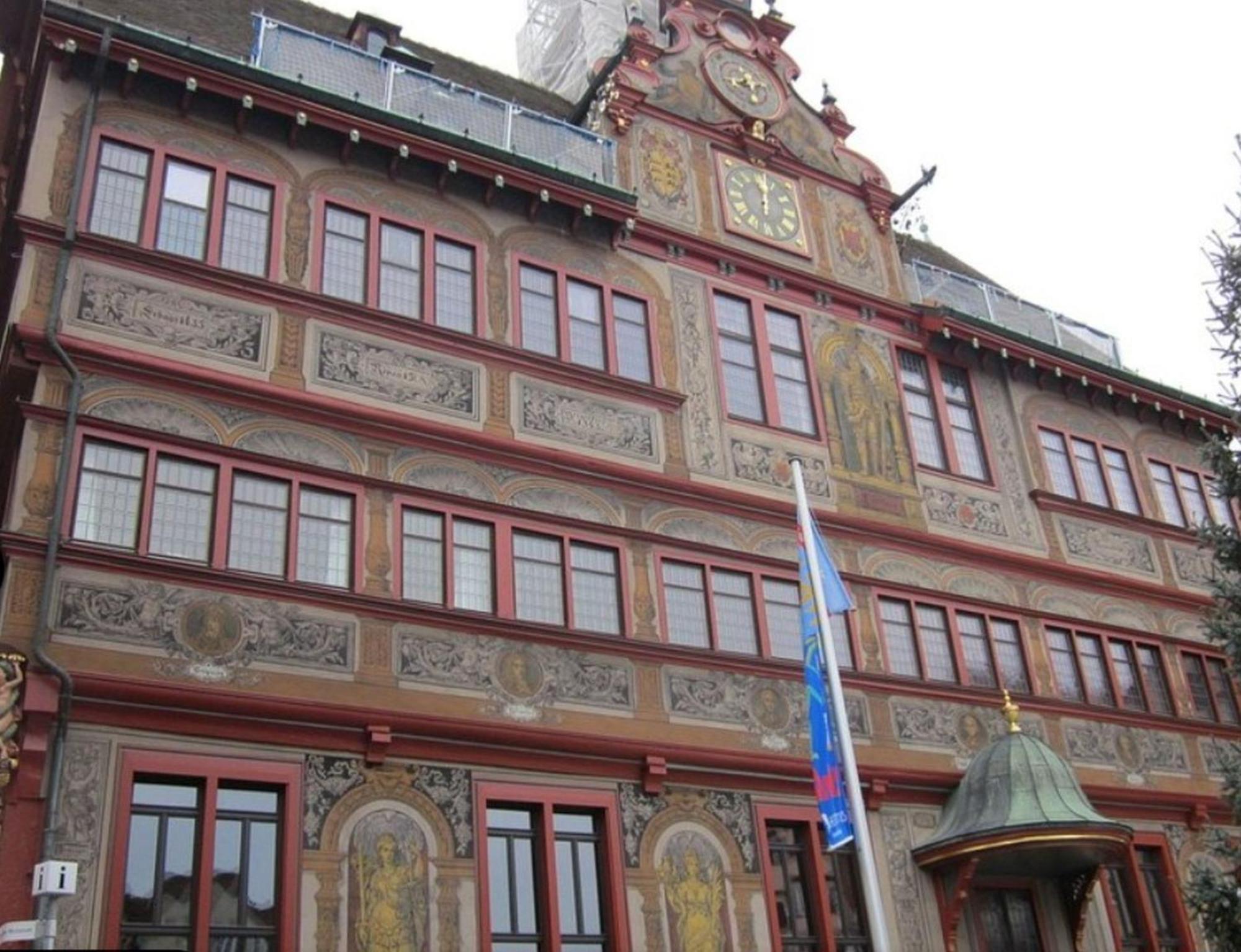Stadtnahes Gaestezimmer Im Penthouse Bei Esi Tuebingen Ngoại thất bức ảnh